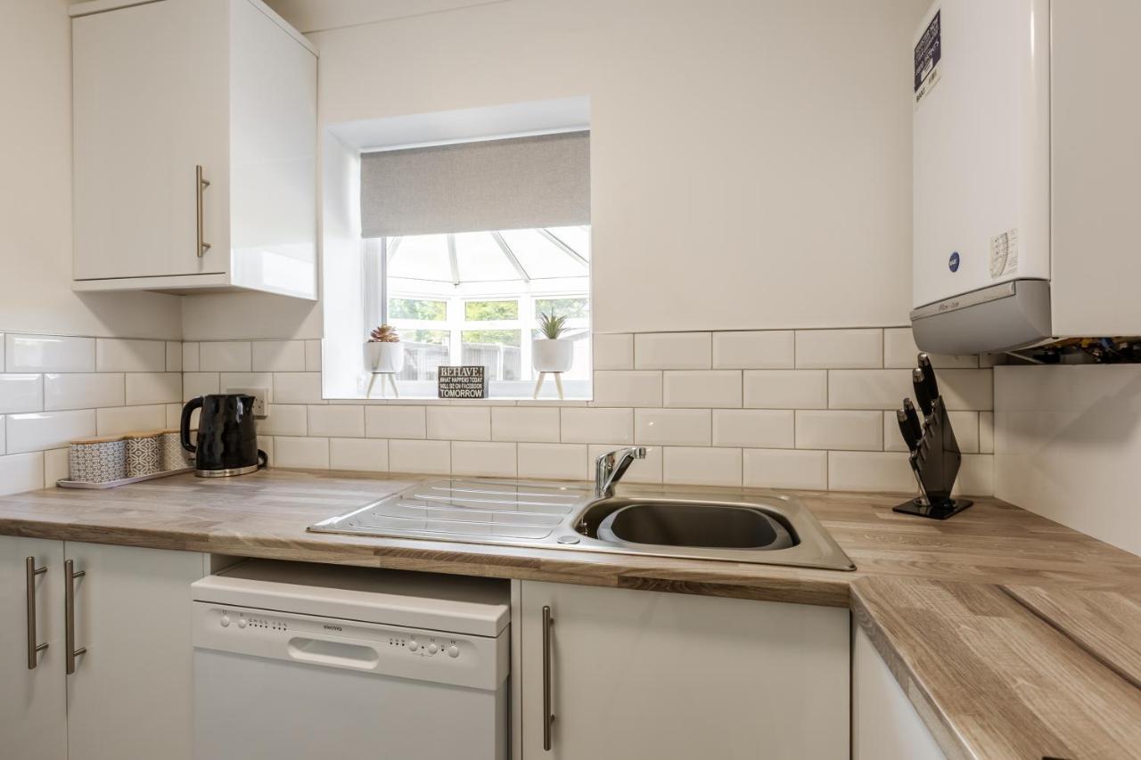 Curlew - 3 Bedrooms Wi-Fi, Parking, Contractors Thornton  Kültér fotó