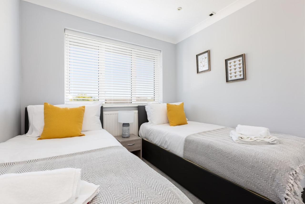 Curlew - 3 Bedrooms Wi-Fi, Parking, Contractors Thornton  Kültér fotó