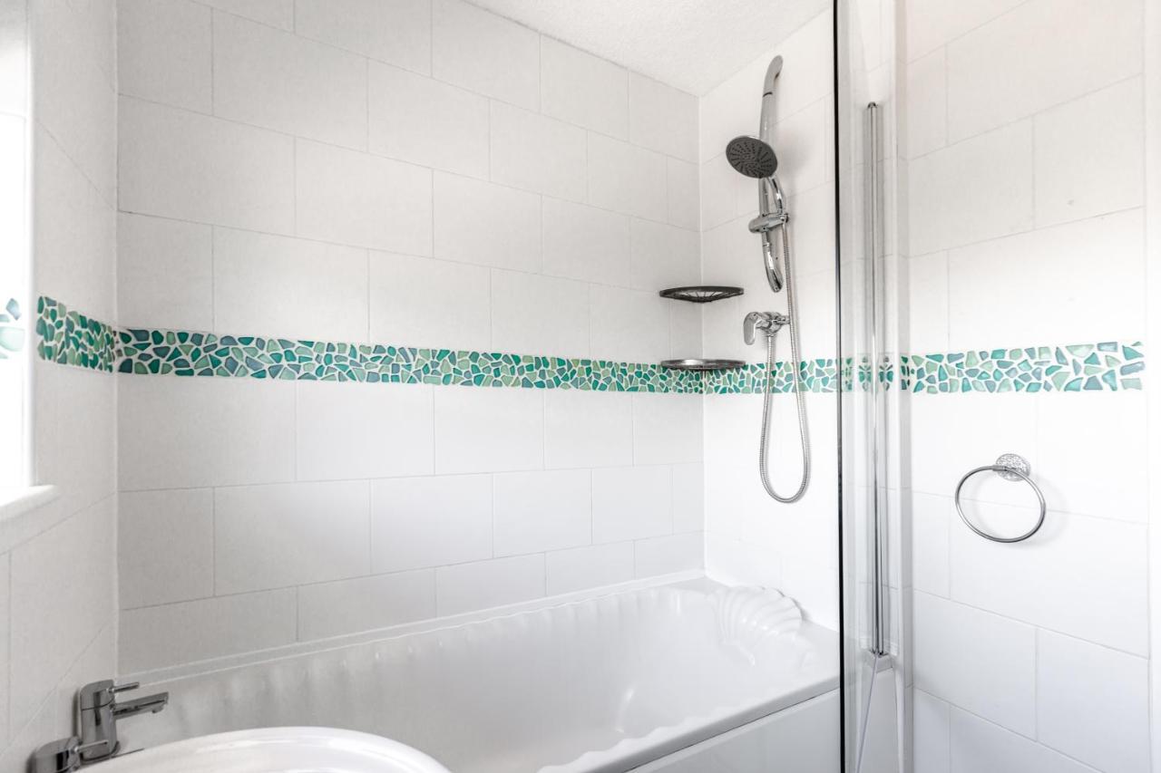 Curlew - 3 Bedrooms Wi-Fi, Parking, Contractors Thornton  Kültér fotó